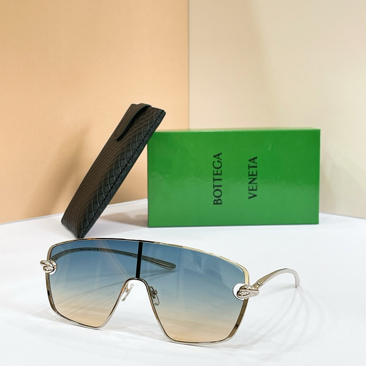 Bottega Veneta BV1515S Sunglasses
