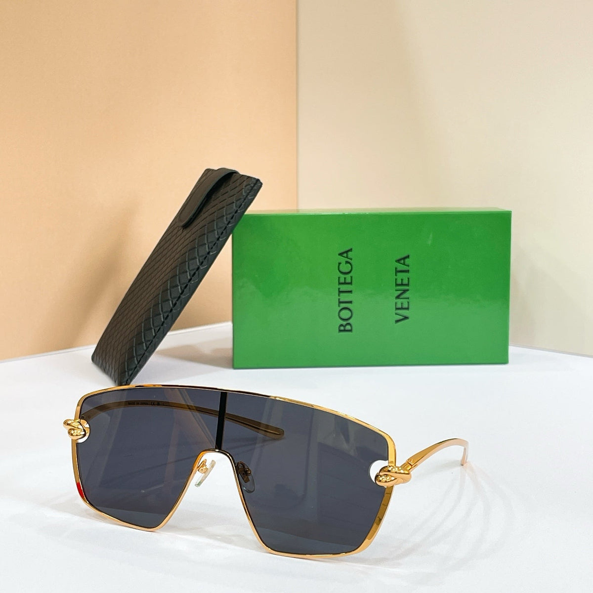 Bottega Veneta BV1515S Sunglasses