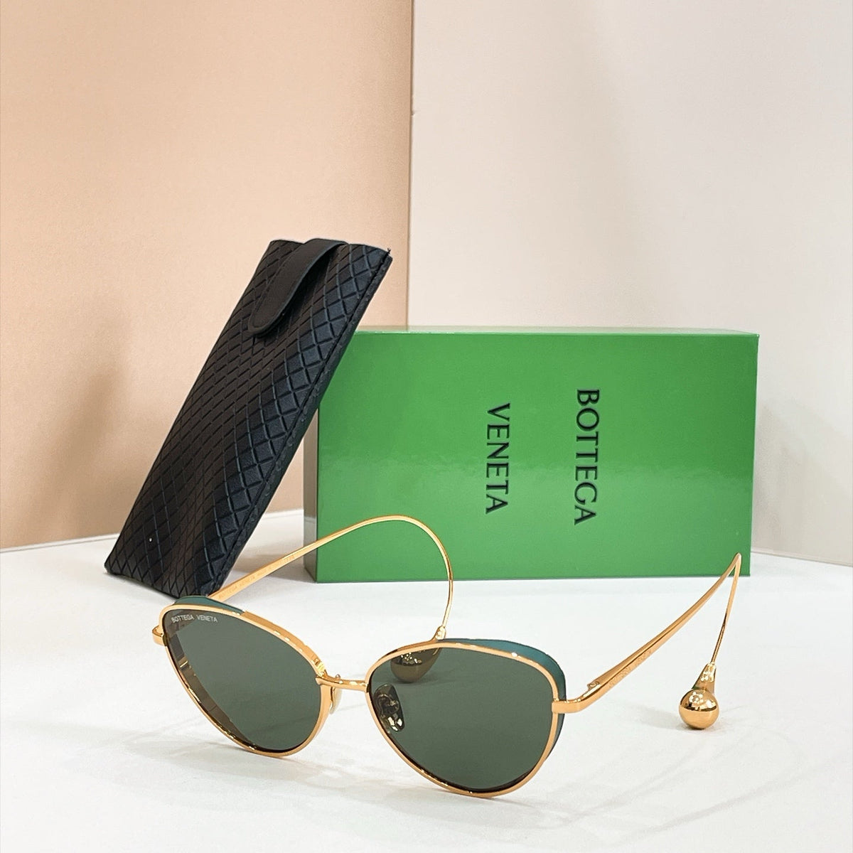 Bottega Veneta BV2035LA Sunglasses